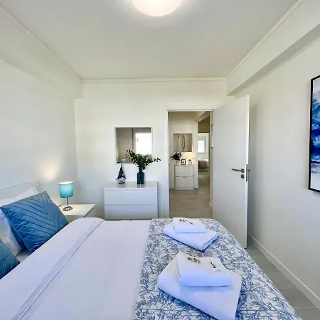 Apartment By Homing *