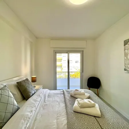 By Homing Apartment