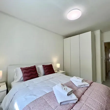 By Homing Apartment