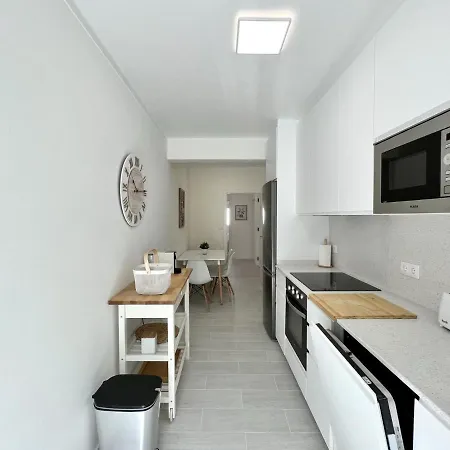 Apartment By Homing