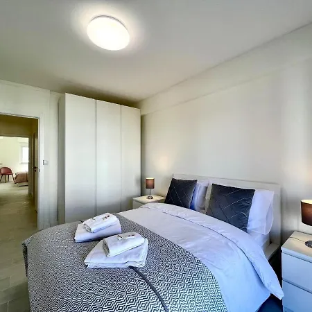 By Homing Apartament