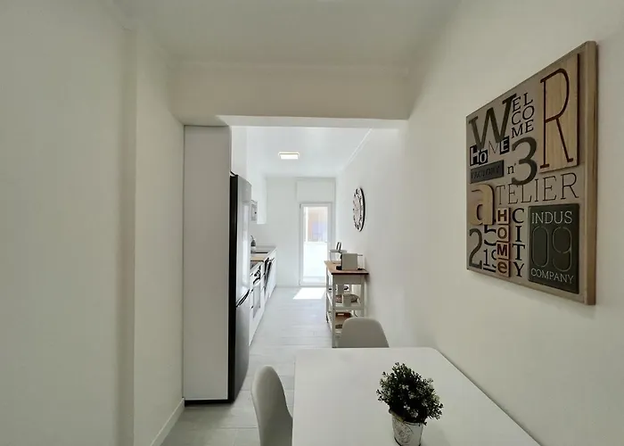 By Homing Apartamento *